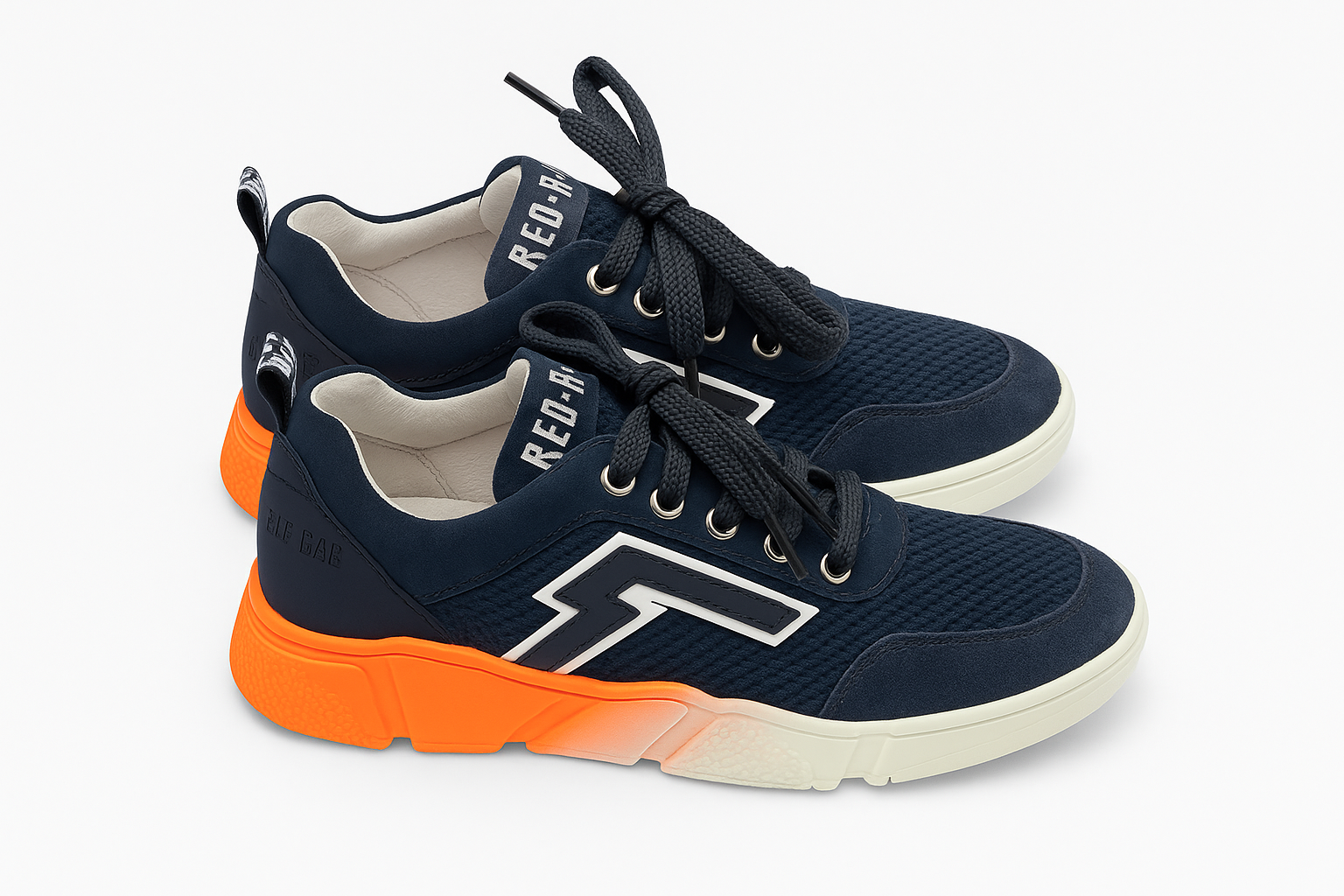 Stoere Red-Rag jongensschoenen – maat 30