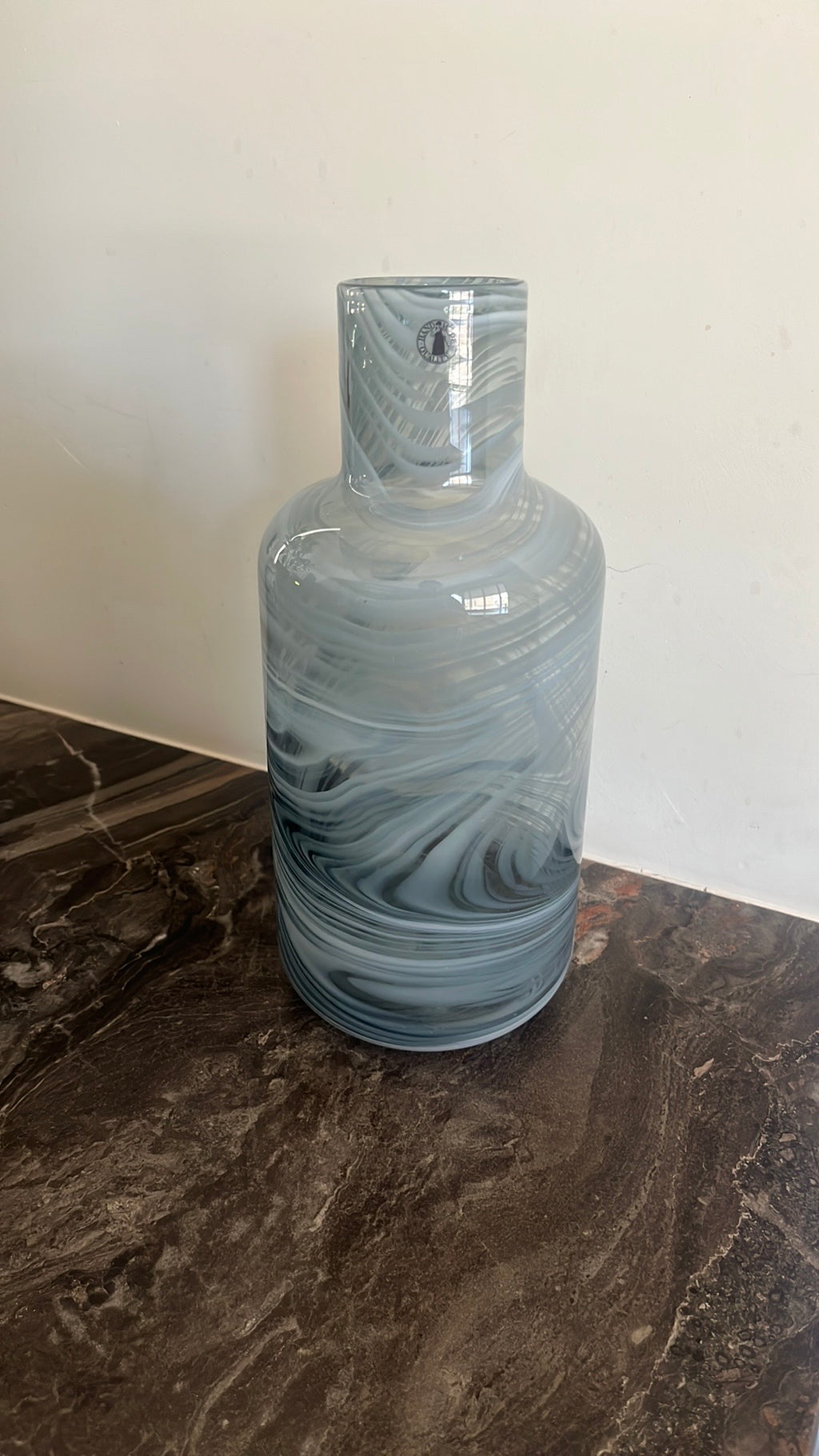 Unieke Blauwgrijze Vaas – Mondgeblazen Glaskunst