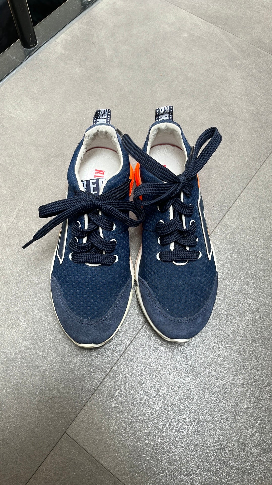 Stoere Red-Rag jongensschoenen – maat 30